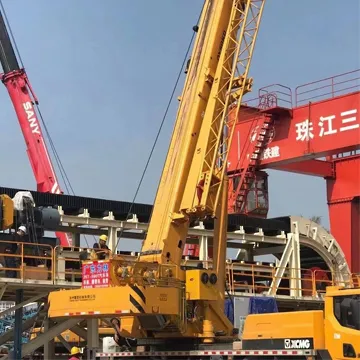 Banda transportadora de pared lateral QBF instalada con éxito para ingeniería...